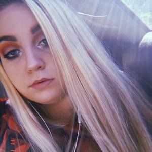 Meet your Posher, Savannah